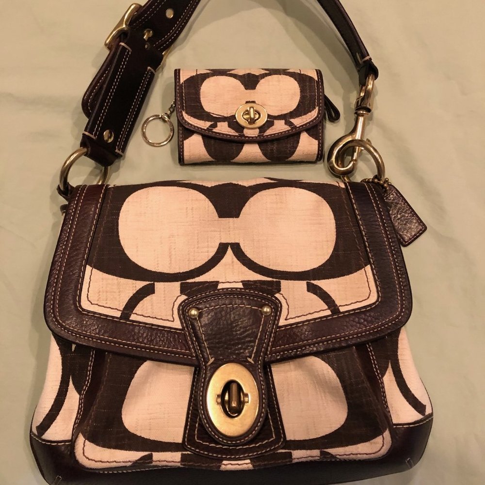 Coach Shoulder Bag with Coin Purse